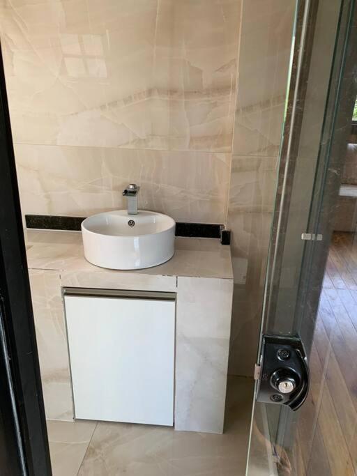 Suite Com Hidro No Centro Balneário Camboriú Exteriör bild
